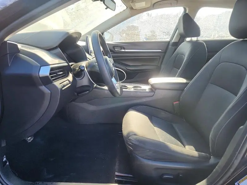 2022 NISSAN ALTIMA SV  