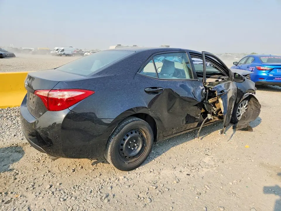 2018 TOYOTA COROLLA LE  