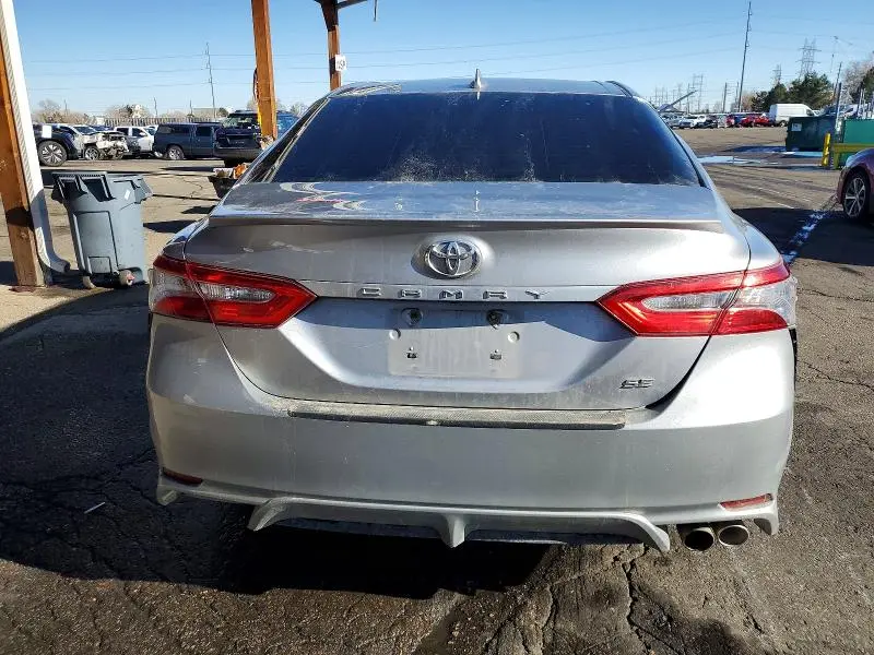 2019 TOYOTA CAMRY SE  