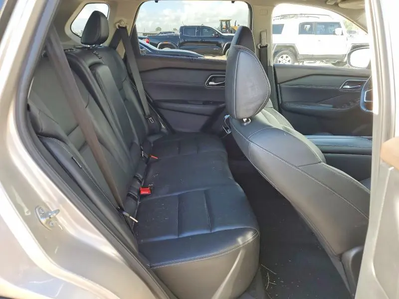 2021 NISSAN ROGUE   