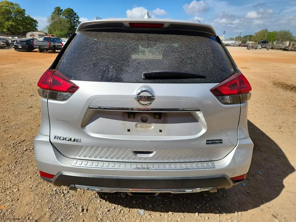2019 NISSAN ROGUE S  