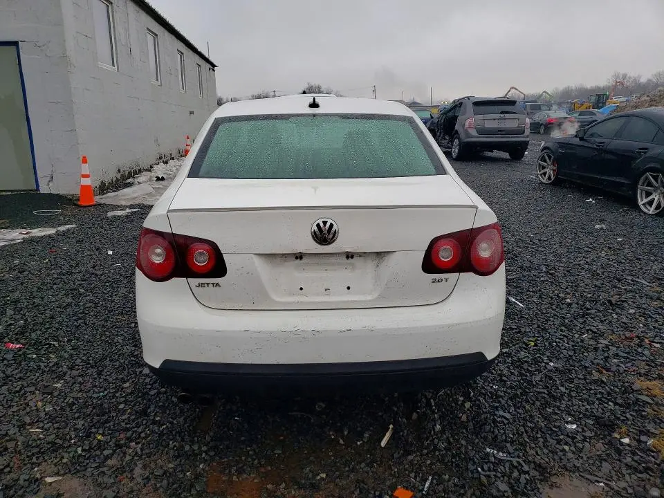 2010 VOLKSWAGEN JETTA WOLFSBURG  