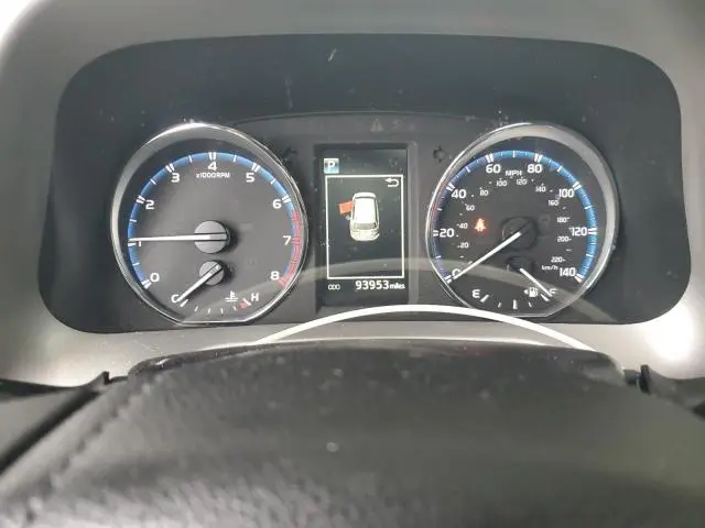 2016 TOYOTA RAV4 XLE  