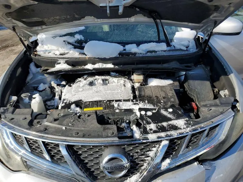 2013 NISSAN MURANO S  