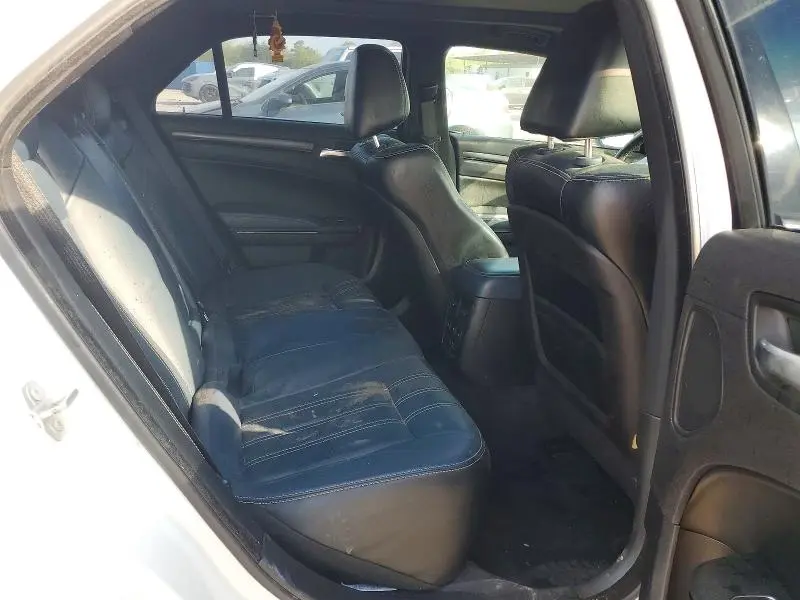 2015 CHRYSLER 300   