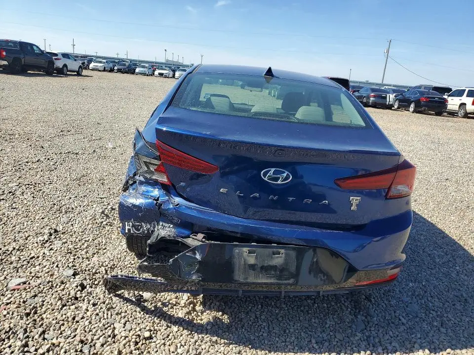 2019 HYUNDAI ELANTRA SEL  