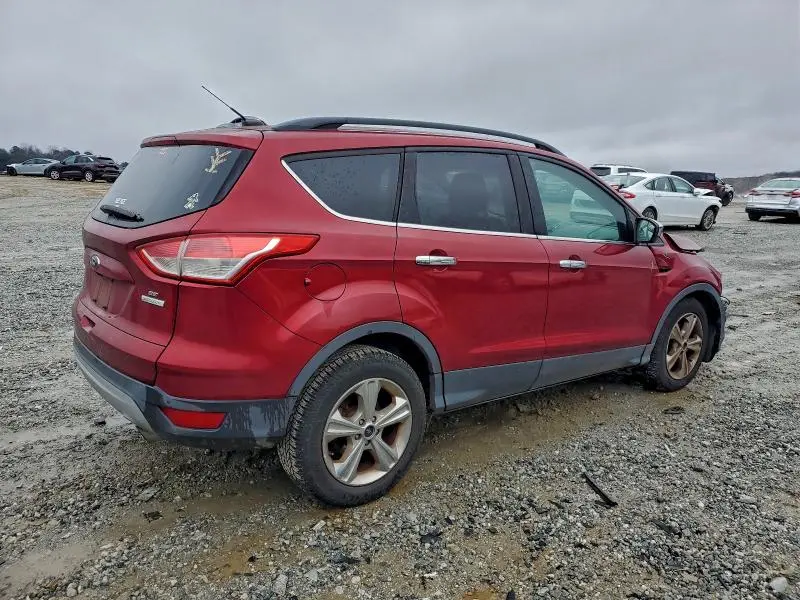 2015 FORD ESCAPE SE  