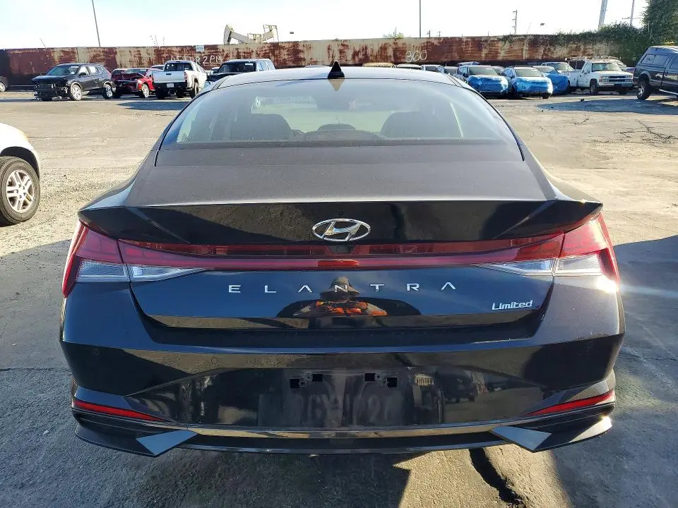 2023 HYUNDAI ELANTRA LIMITED  