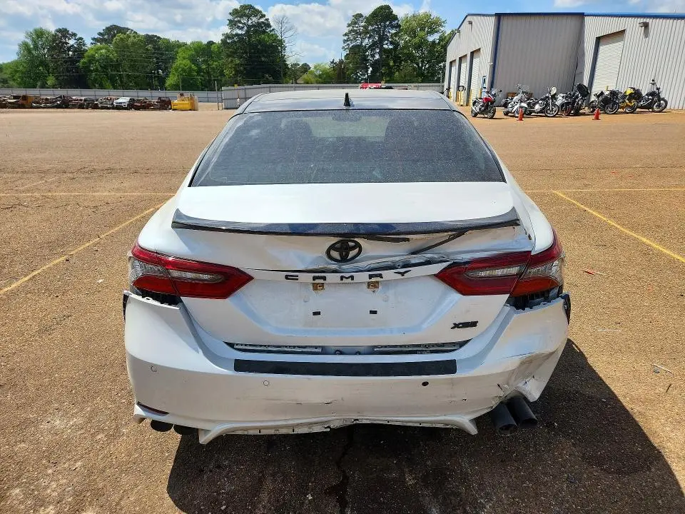 2021 TOYOTA CAMRY XSE V6  