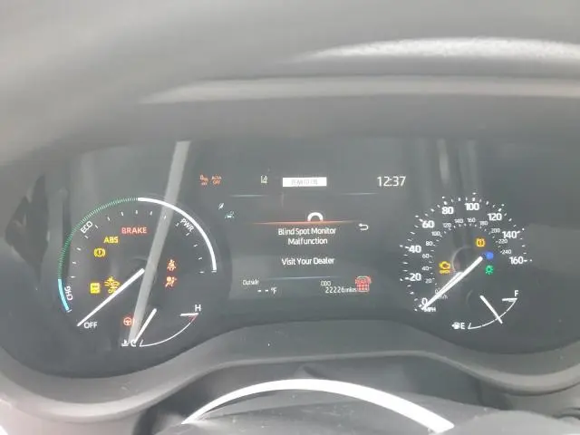 2025 TOYOTA SIENNA LE  