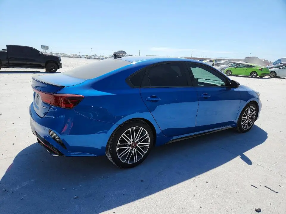 2022 KIA FORTE GT  