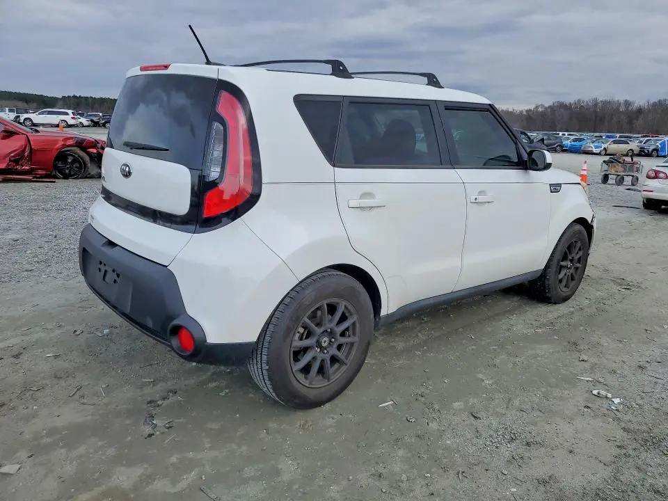 2015 KIA SOUL   