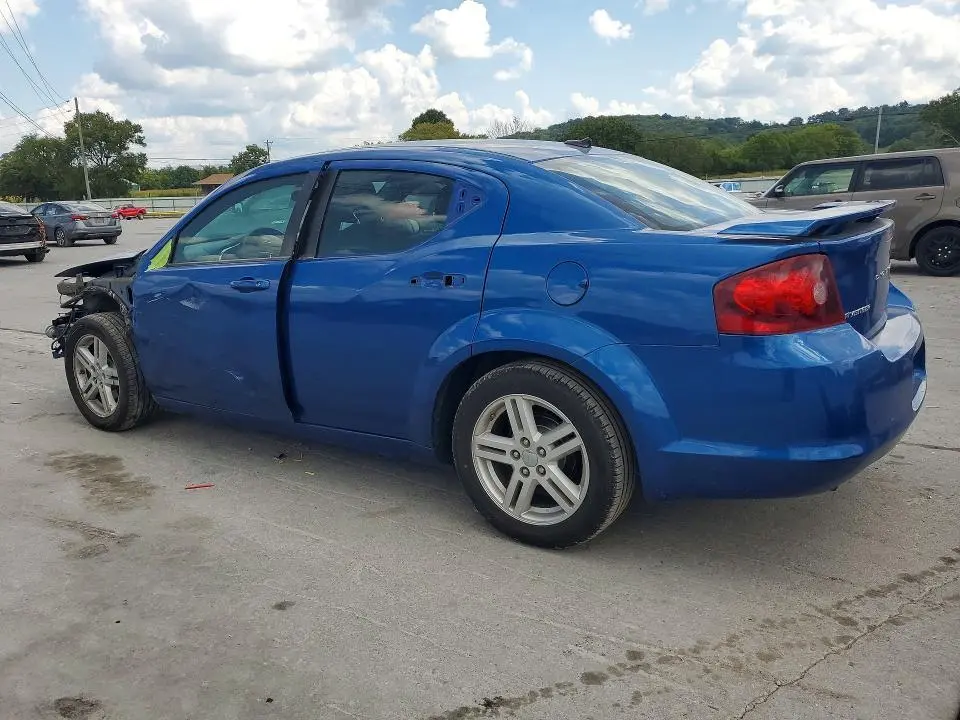 2013 DODGE AVENGER SE  