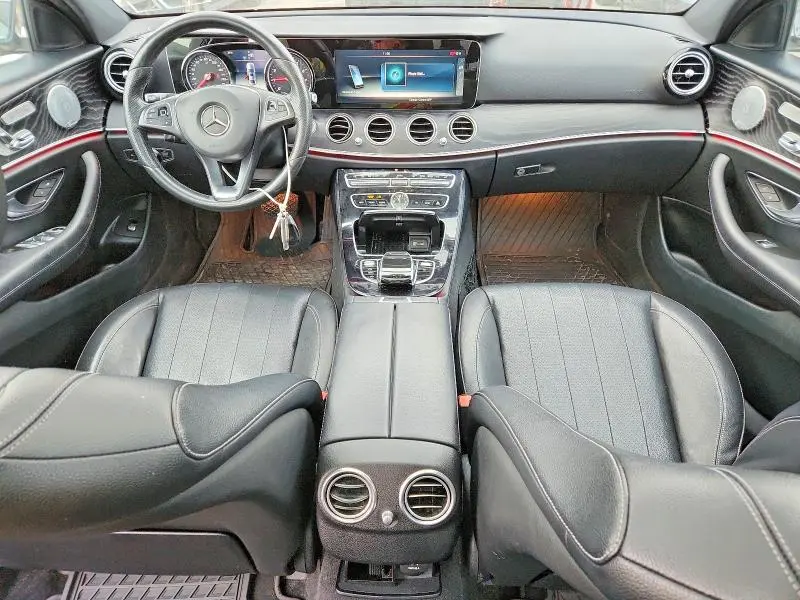 2017 MERCEDES-BENZ E 300 4MATIC  