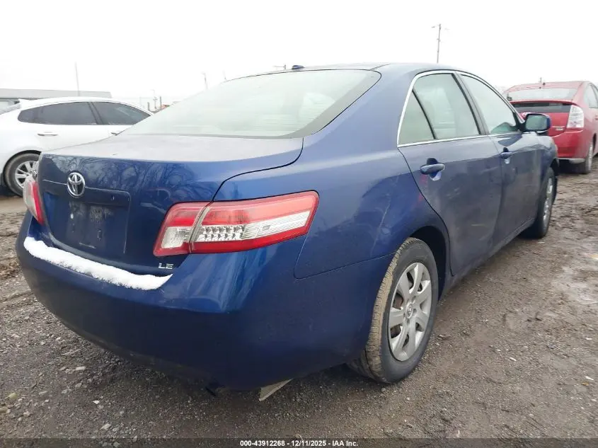 2011 TOYOTA CAMRY LE
