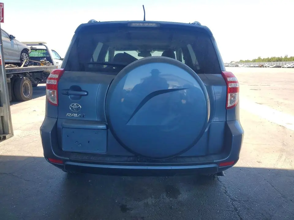 2011 TOYOTA RAV4 LIMITED  