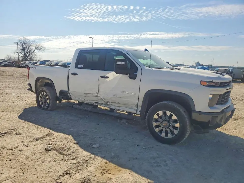 2025 CHEVROLET SILVERADO K2500 CUSTOM  