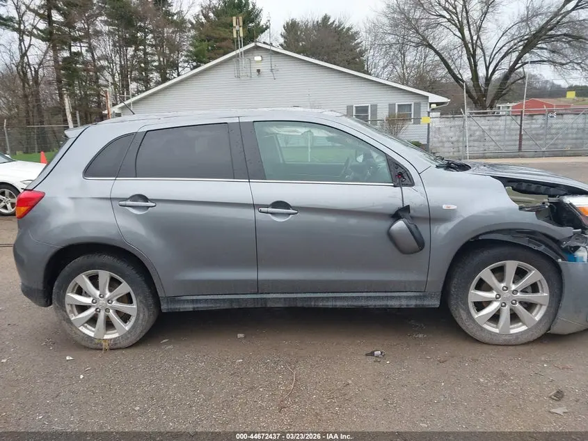 2015 MITSUBISHI OUTLANDER SPORT SE