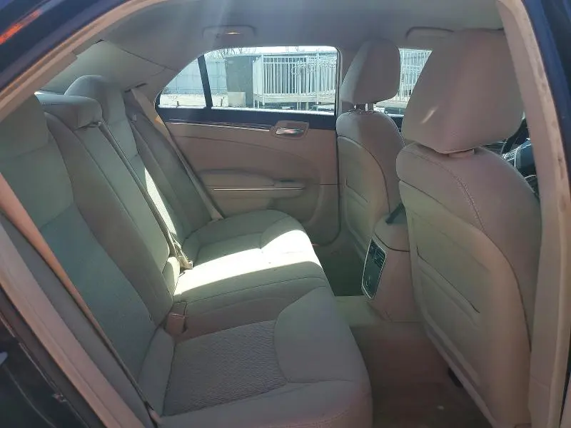 2012 CHRYSLER 300   