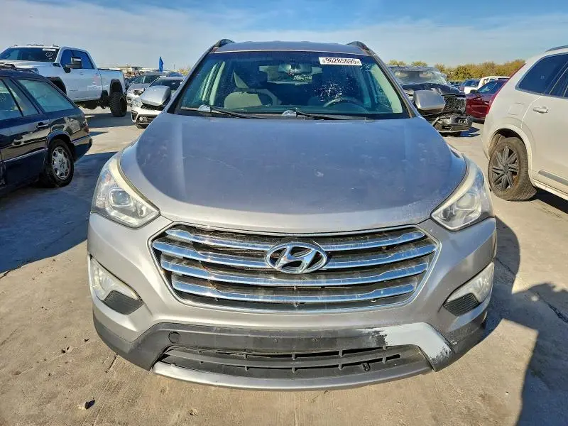 2016 HYUNDAI SANTA FE SE  