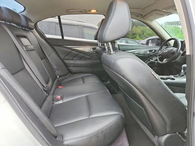 2015 INFINITI Q50 PREMIUM  