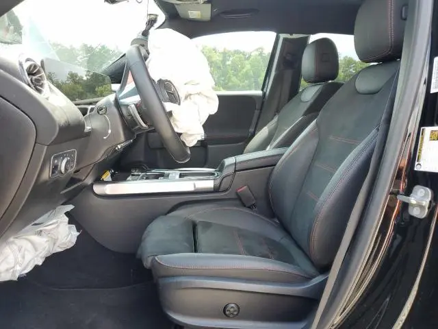 2025 MERCEDES-BENZ GLB 250  