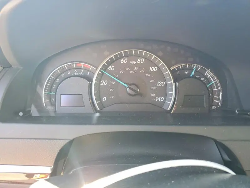 2013 TOYOTA CAMRY XLE  