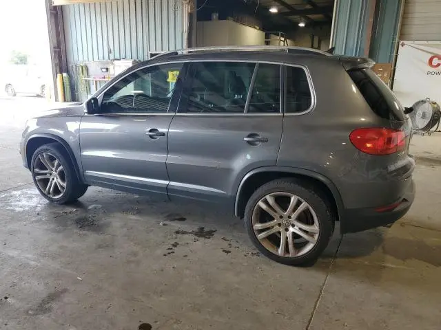 2013 VOLKSWAGEN TIGUAN S  
