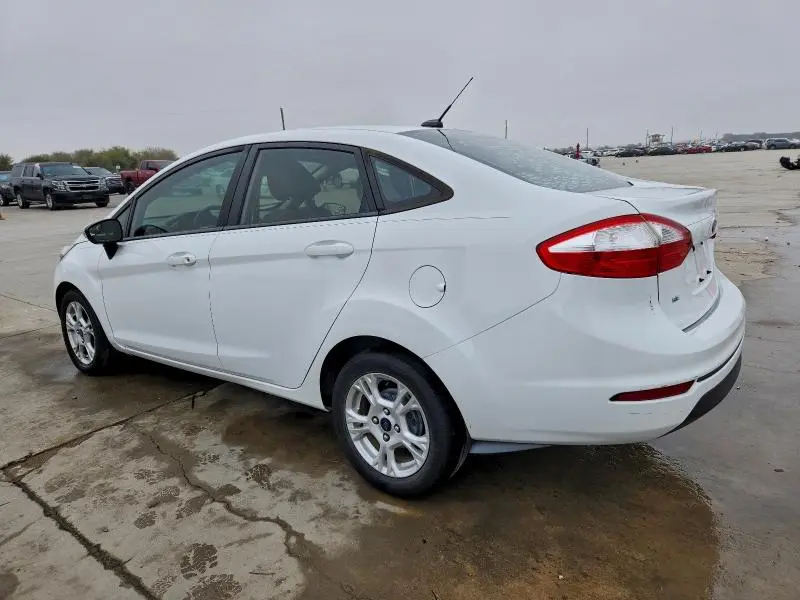 2015 FORD FIESTA SE  