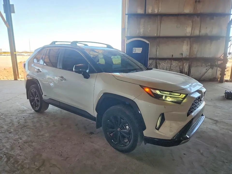 2024 TOYOTA RAV4 XSE  
