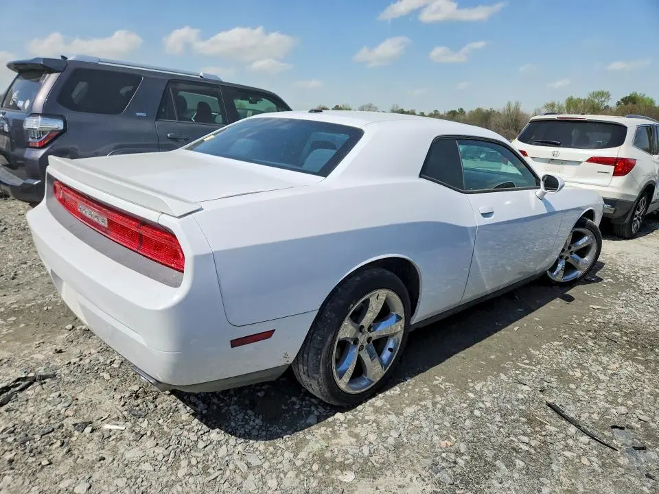 2012 DODGE CHALLENGER R  