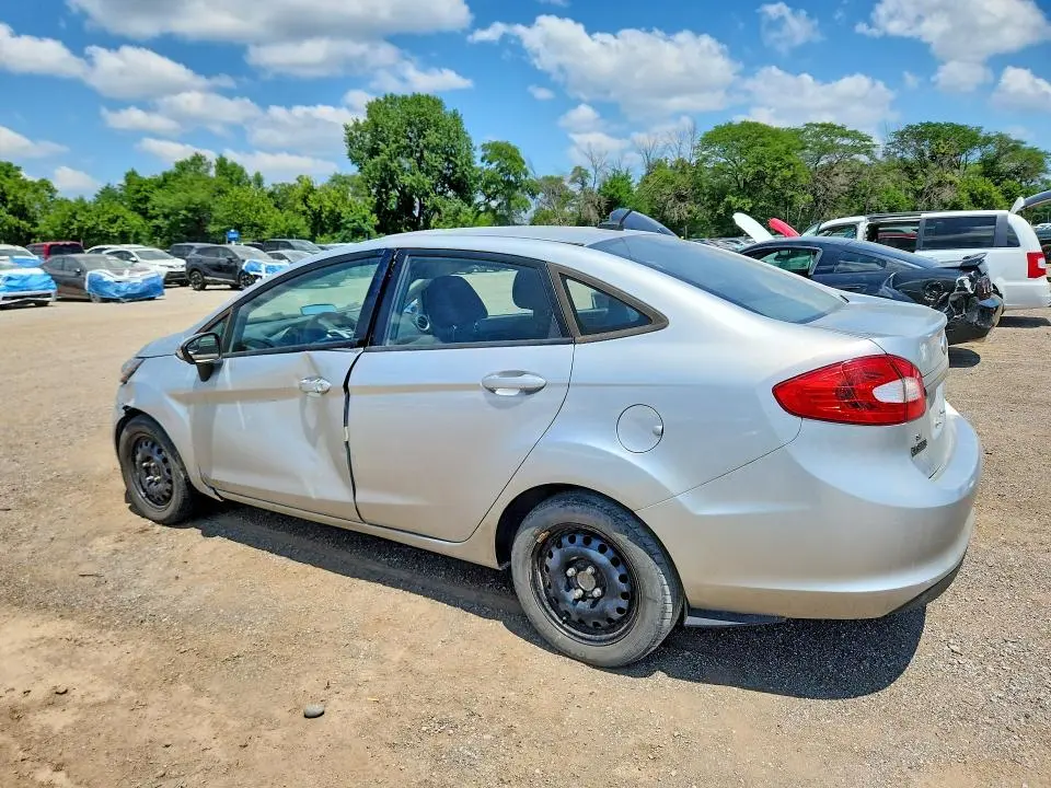 2013 FORD FIESTA SE  