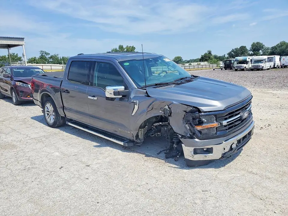 2024 FORD F150 XLT  