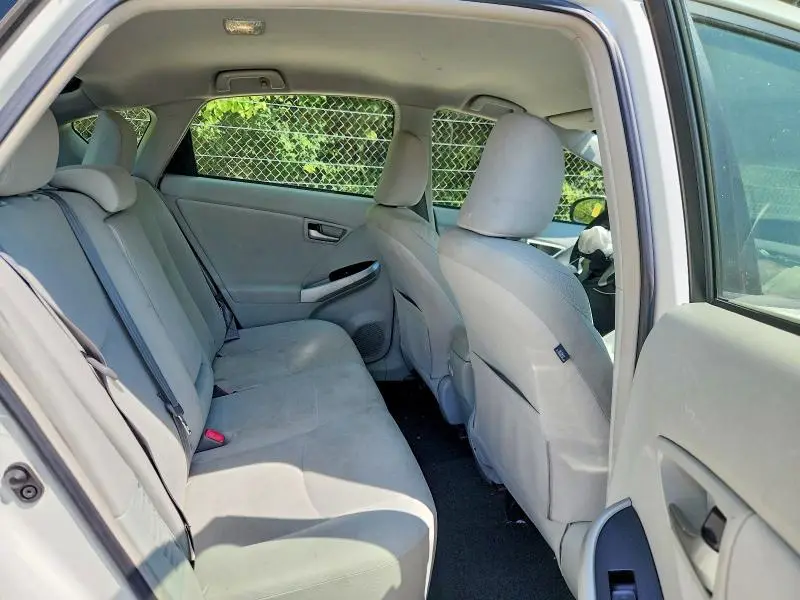 2013 TOYOTA PRIUS THREE  