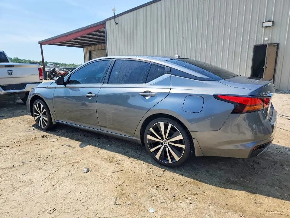2020 NISSAN ALTIMA SR  