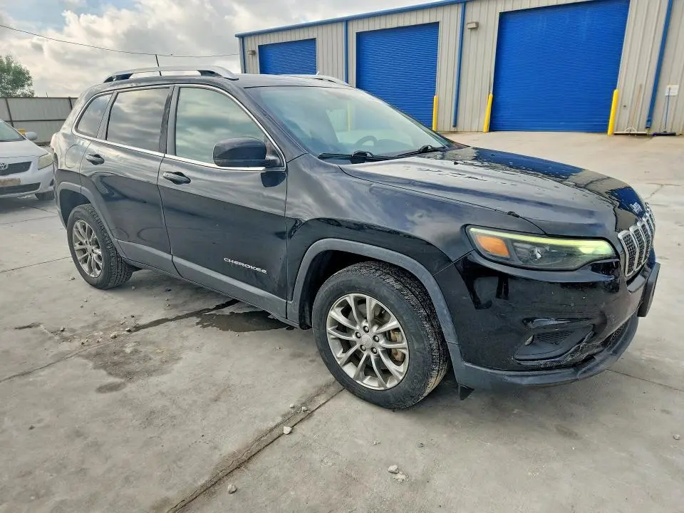 2020 JEEP CHEROKEE LATITUDE PLUS  