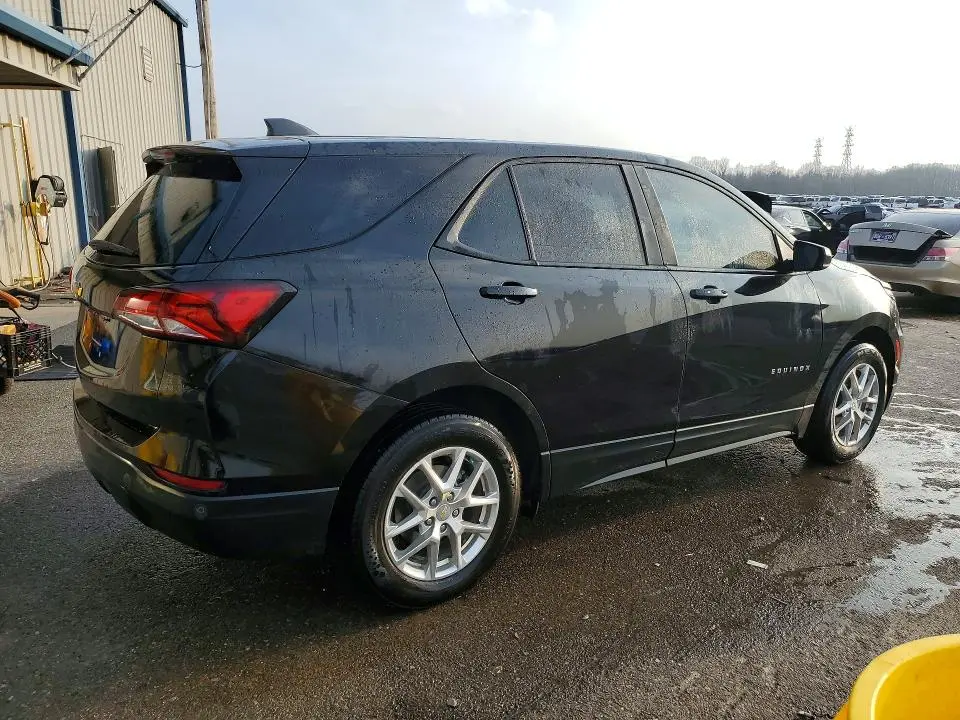 2022 CHEVROLET EQUINOX LS  