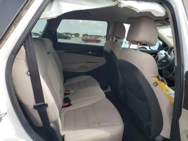 2017 KIA SORENTO LX  