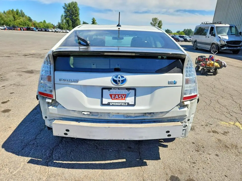 2010 TOYOTA PRIUS II  