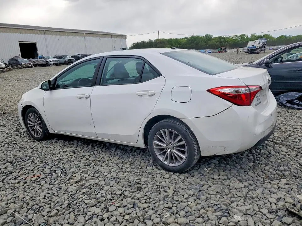 2015 TOYOTA COROLLA LE PLUS  