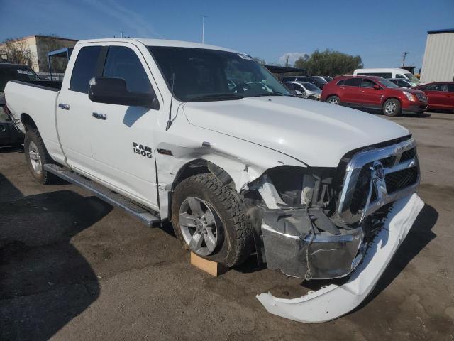 2015 RAM 1500 SLT