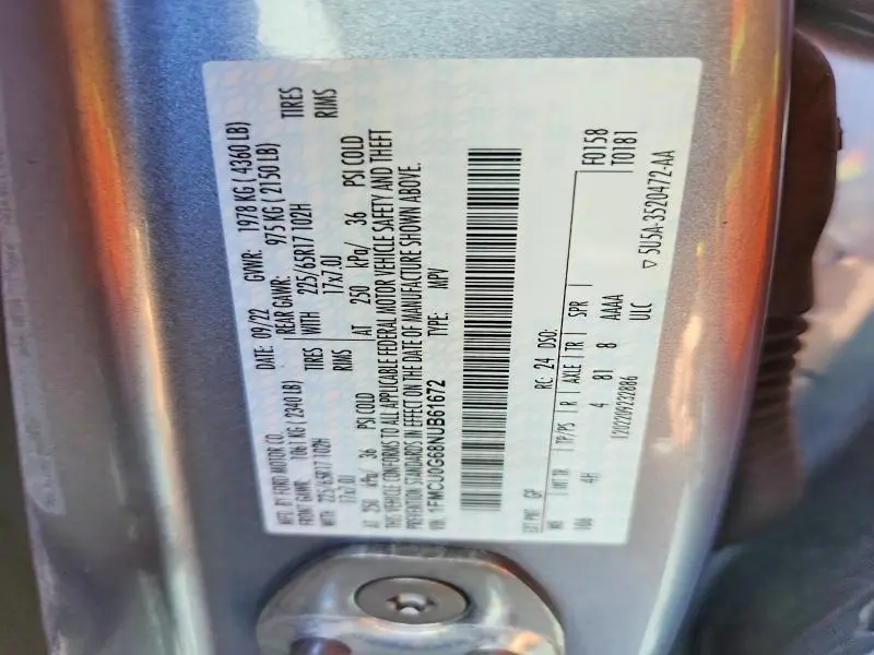 2022 FORD ESCAPE SE  