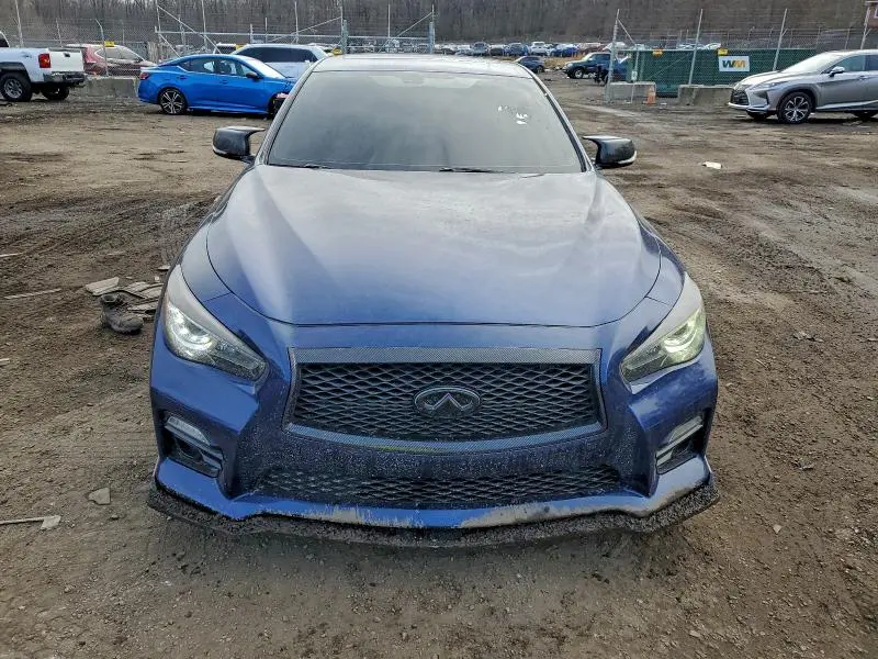 2017 INFINITI Q50 RED SPORT 400  