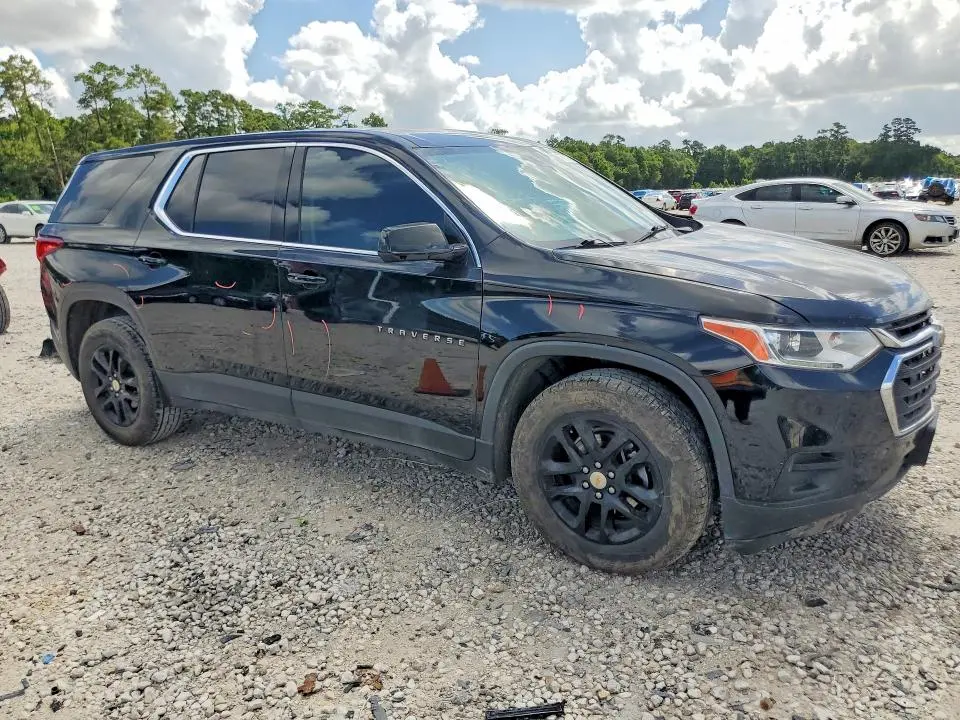 2020 CHEVROLET TRAVERSE LS  