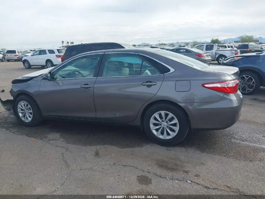 2015 TOYOTA CAMRY LE