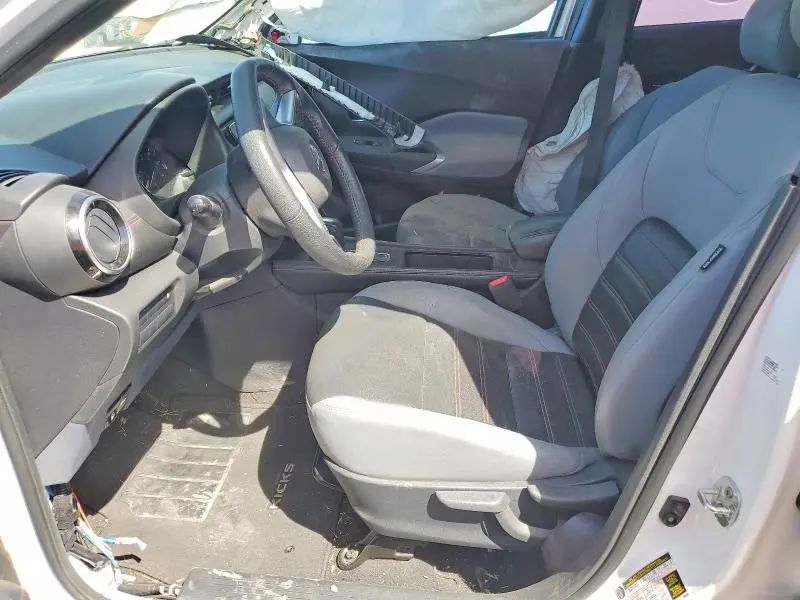 2021 NISSAN KICKS SR  