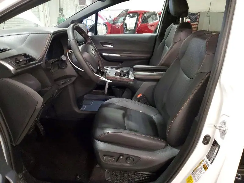2021 TOYOTA SIENNA XSE  
