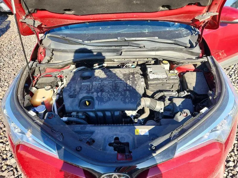 2018 TOYOTA C-HR XLE PREMIUM  
