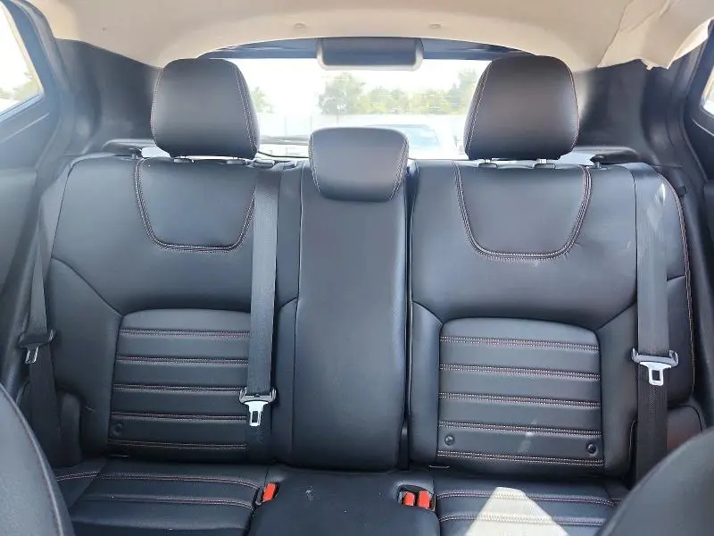 2019 NISSAN KICKS SR  