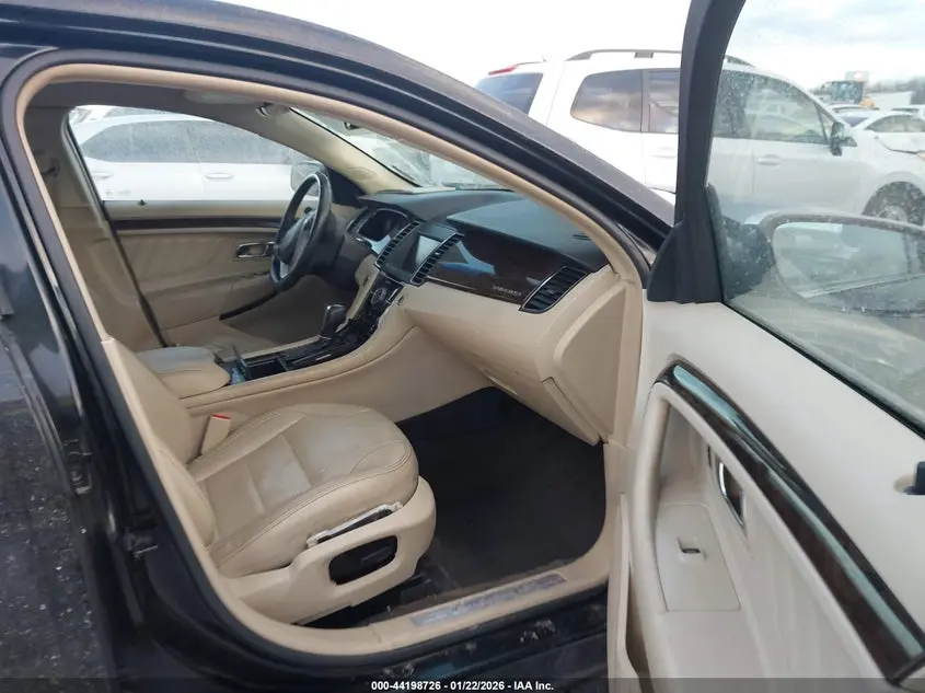 2013 FORD TAURUS LIMITED